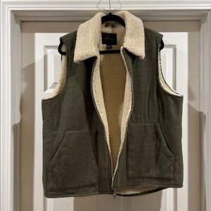 Sanctuary Olive Green Sherpa Lined Vest